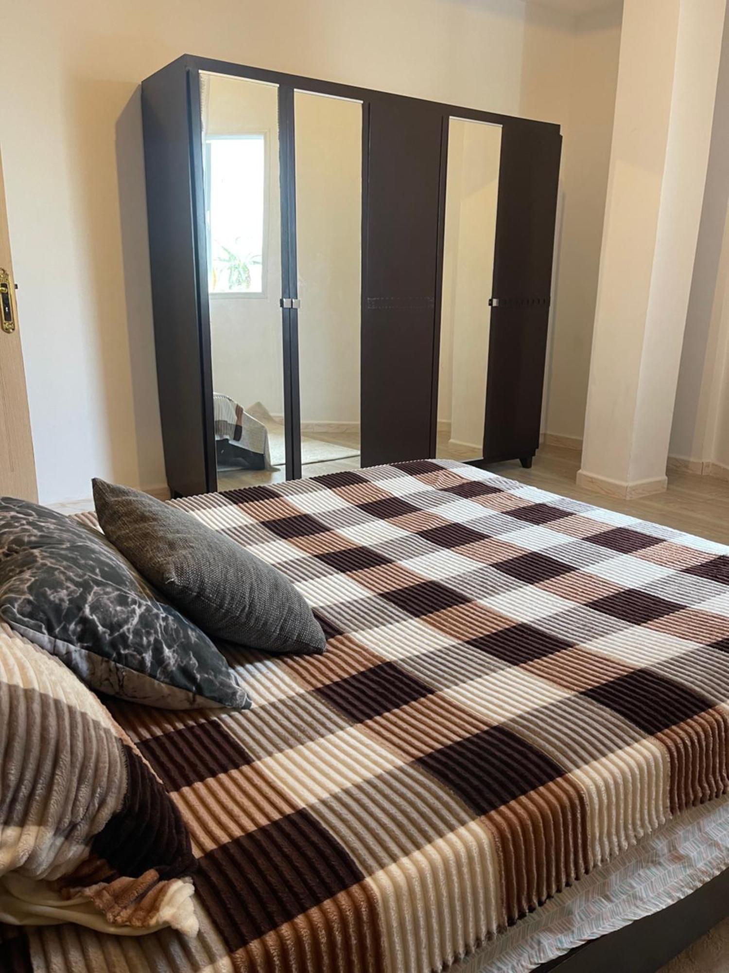 Cosy Furnished Appartment Ezzahra Екстериор снимка